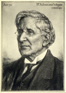 107123 Portret van A.J. van der Weyde, geboren 1856, arts te Utrecht, overleden 1932. Borstbeeld links.